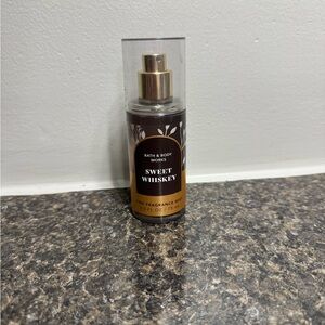 Bath & Body Works Sweet Whiskey Fine Fragrance Mist